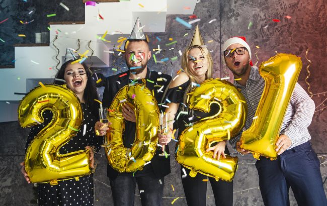 Новорічний Дід Мороз з негативним ПЛР-тестом: скільки коштує послуга в 2020 році