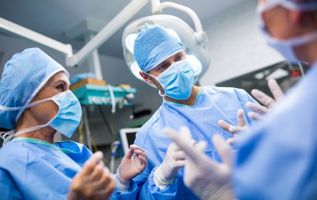 Українські лікарі вперше пересадили органи одного донора чотирьом пацієнтам у різних містах