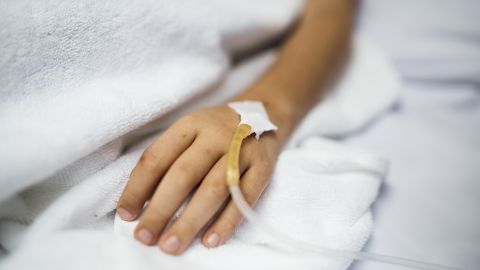 Під Львовом 7-річна дівчинка опинилася в реанімації через укус змії