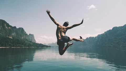 Эти знаки Зодиака накроет волной успеха до конца мая: Глоба назвал избранных!