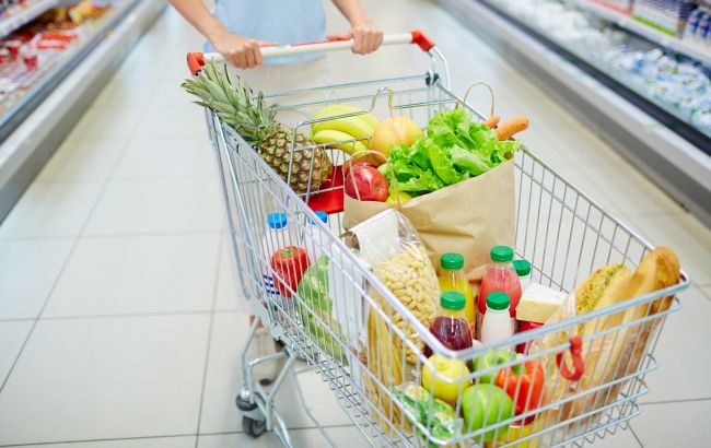 Передноворічні акції в супермаркетах: як найчастіше обманюють покупців