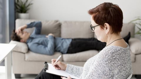 Кто вдвое чаще умирает от коронавируса: ученые сделали неожиданное заявление