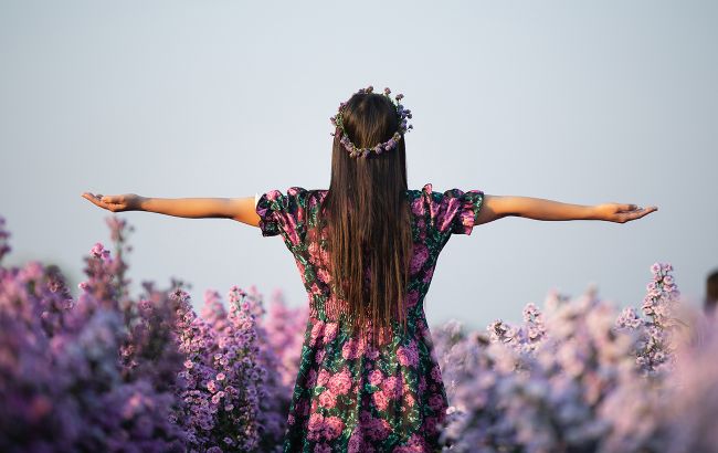 Знаменитый астролог назвал три знака Зодиака, которым невероятно повезет до конца недели