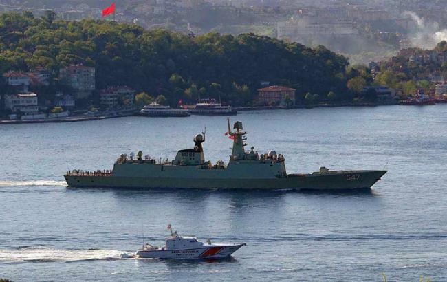 В Черное море вошли 2 китайских ракетных фрегата