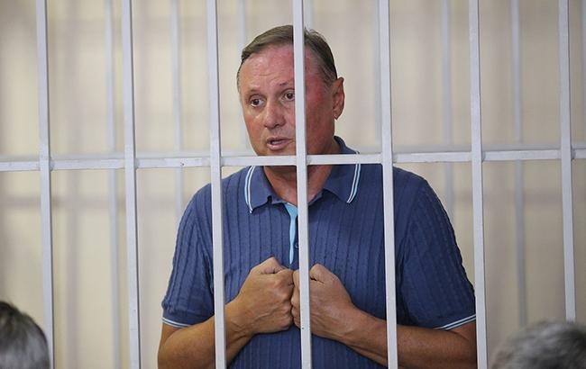 Олександр Єфремов у справі: суд заарештував його на два місяці
