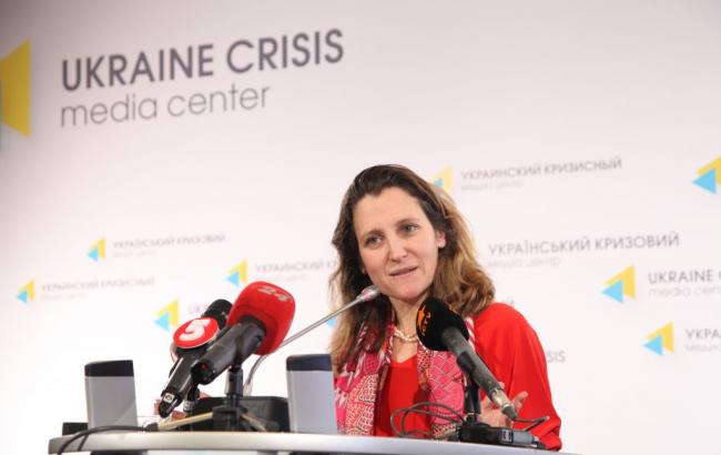 Глава МИД Канады не исключает попытки РФ дестабилизировать ситуацию в стране