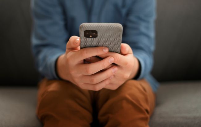 Китай заборонив урядовцям використовувати iPhone, - WSJ