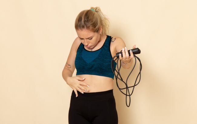 Вы тоже втягиваете живот, чтобы выглядеть стройнее? Вот чем это опасно