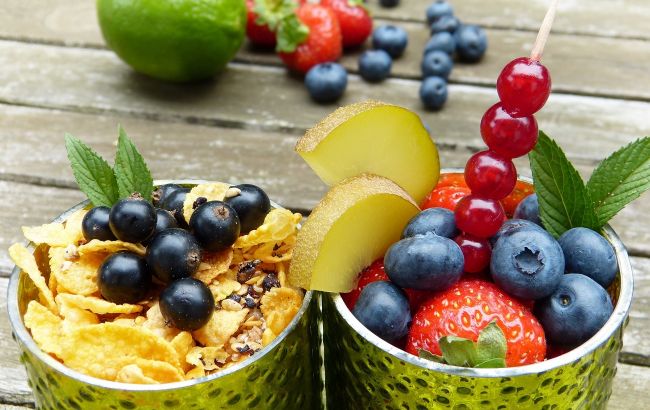 Названа найкорисніша лісова ягода, яка допоможе вашому зору