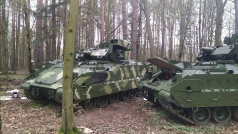БМП Bradley в Україні - Пентагон підтверджує доставку перших машин | РБК- Україна