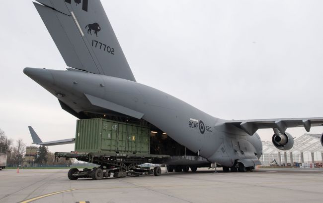 Канада передала Украине три симулятора ведения боя на Leopard 2