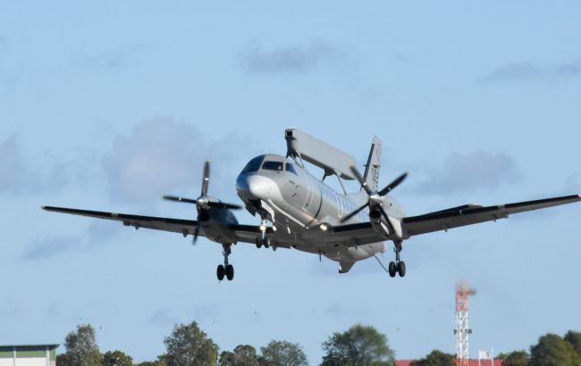 Шведський ASC 890 вже в українському небі: чим він особливий і як доповнить F-16