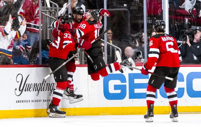 "Нью-Джерси" разгромил "Рейнджерс" и последним пробился во второй раунд Кубка Стэнли