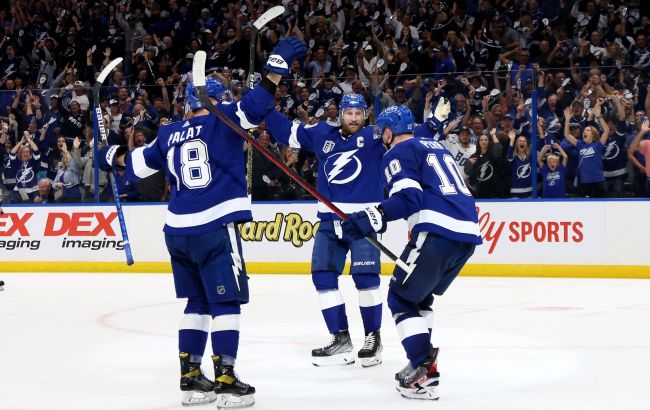 "Тампа-Бей" ефектною перемогою розмочила рахунок у фіналі Кубка Стенлі проти "Колорадо"