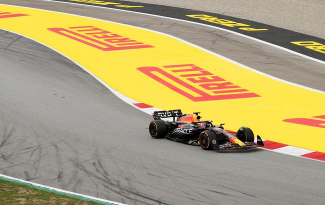Ферстаппен тріумфував на Гран-прі Іспанії, дует "Мерседеса" зійшов на подіум