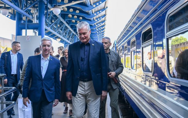 В Киев прибыл президент Литвы