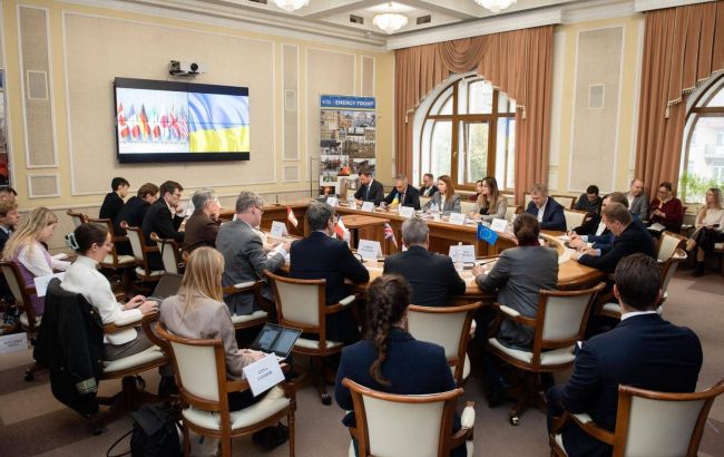 Після масованої атаки РФ посли G7 провели термінові переговори з Україною