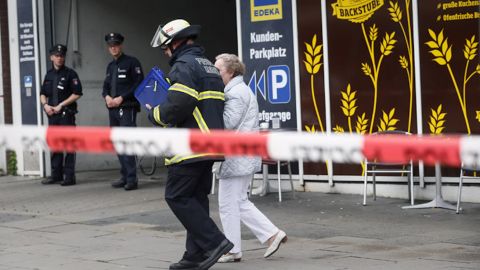 У Токіо чоловік напав на пасажирів поїзда. Постраждали 15 осіб