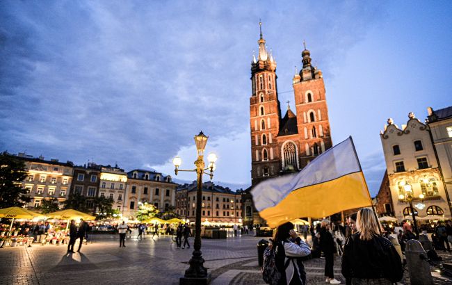В Польше появятся новые выплаты для украинцев: что нужно знать