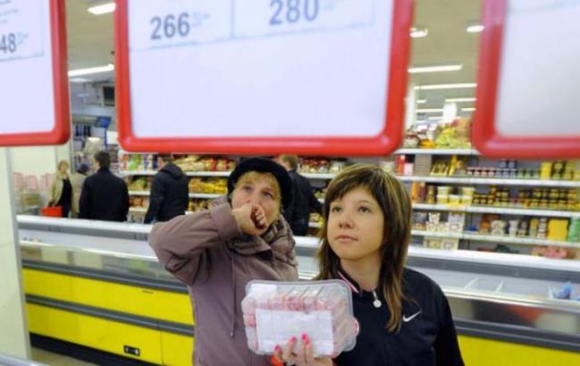 Більше половини росіян відзначили подорожчання комунальних платежів та їжі, - опитування