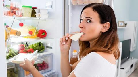 Експерти назвали продукти, які провокують депресію