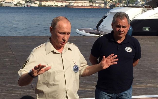 Путін успішно завершив занурення в батискафі на дно Чорного моря