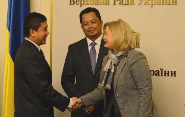 Геращенко: Україна очікує солідарності світу у засудженні агресії РФ на окупованих територіях