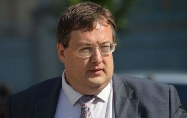 Информационная кампания против Авакова связана с проводимыми ведомством реформами, - Геращенко