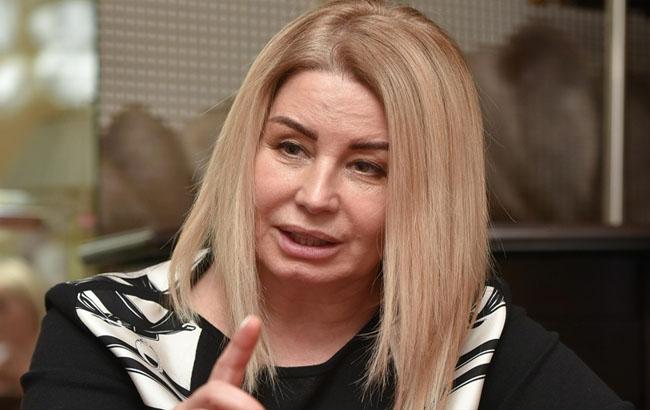 Перенесшая пластику лица Анна Герман устроилась телезвездой