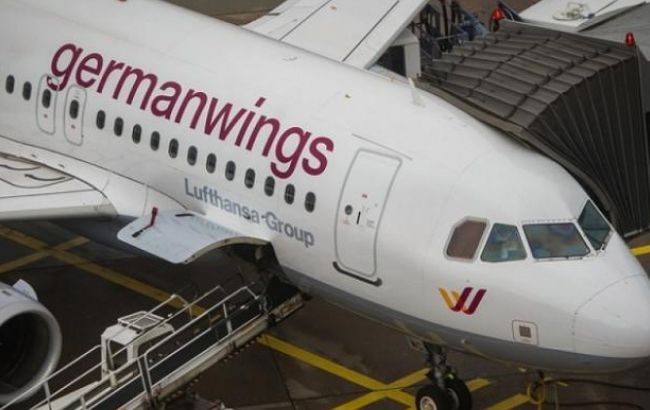 Самолет Germanwings сел в Штутгарте из-за сигнала об утечке масла