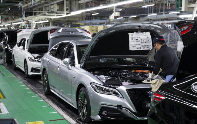 Toyota официально объявила о прекращении производства автомобилей в России
