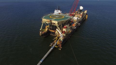 "Северный поток - 2" точно не будет работать еще полгода, - посол Германии