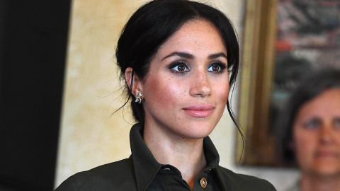 Вагітна вдруге Меган Маркл на руках з Арчі попалася на фото