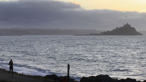 В Японії через цунамі затонуло понад 30 човнів