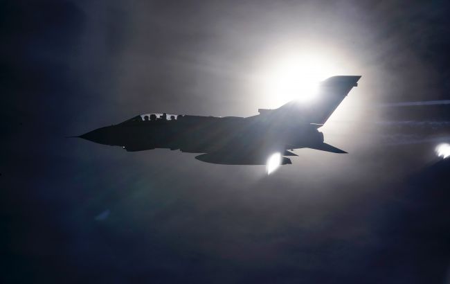 Истребители Британии перехватили самолет РФ над Черным морем