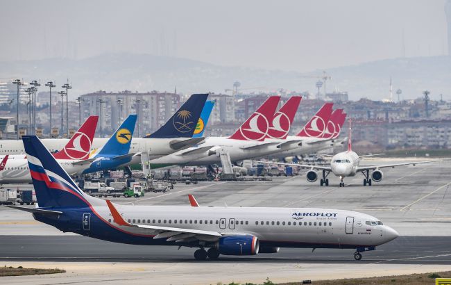 Первые санкции. В Турции запретили заправлять и обслуживать российские самолеты