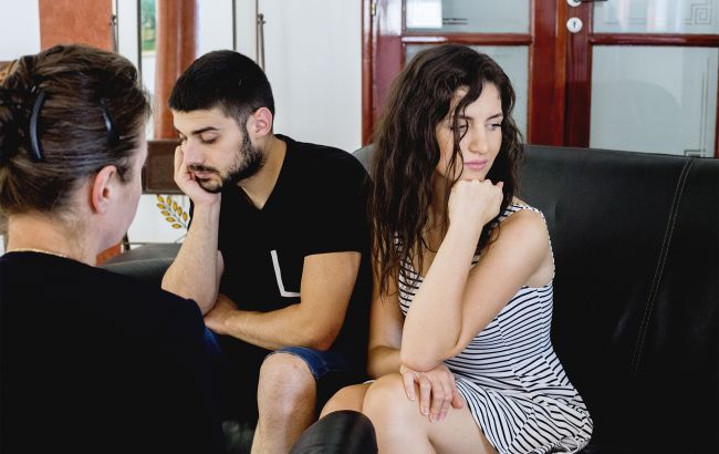 Твоя мама и моя мама: какие ссоры из-за родителей могут разрушить отношения