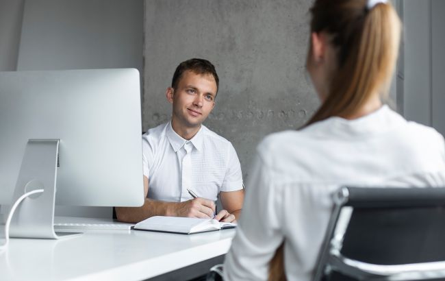 Работа без опыта. Что рынок труда предлагает "новичкам"