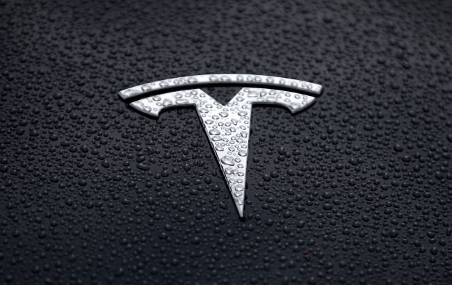 Tesla відкликає більше мільйона автомобілів: в чому причина