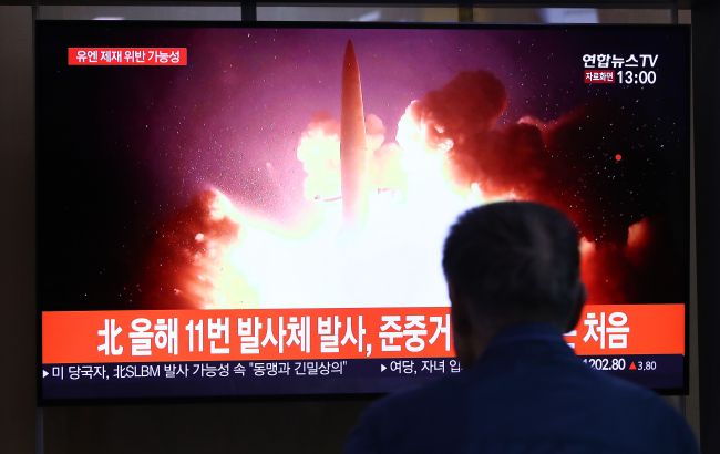 КНДР запустила вторую баллистическую ракету. Япония созывает совет нацбезопасности
