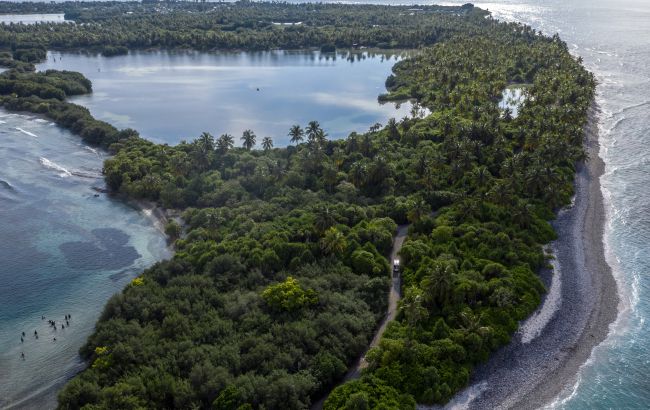 Міністр екології Мальдів: до кінця сторіччя острови можуть зникнути