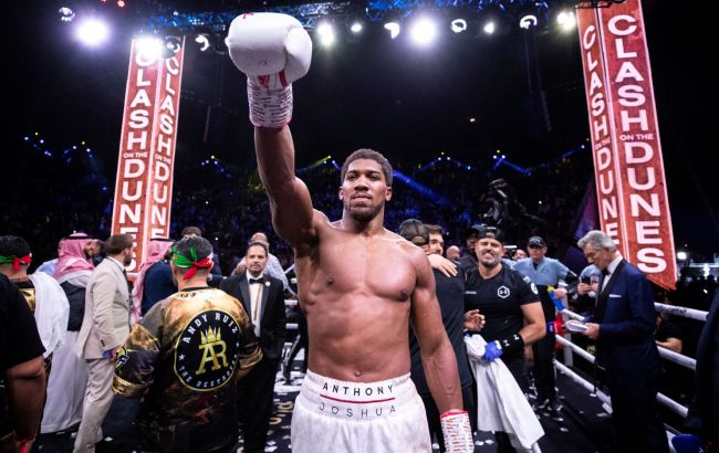 Экс-чемпион мира Джошуа потерял соперника за неделю до боя: что произошло