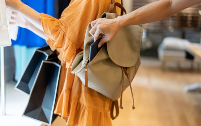 Тисячі вкрадених iPhone з усього світу раптово з'являються в одному місці: як працює схема