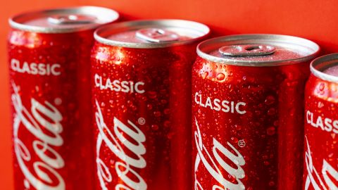 Мережі супермаркетів Novus та Varus знімають з продажу всю продукцію Coca-Cola