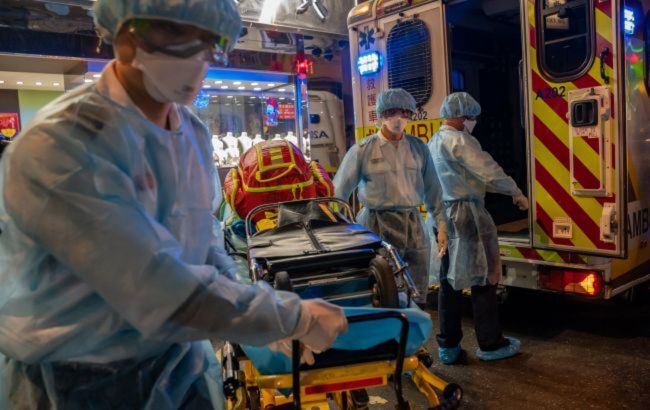 У Сінгапурі британця засудили до тюремного терміну за відмову носити маску