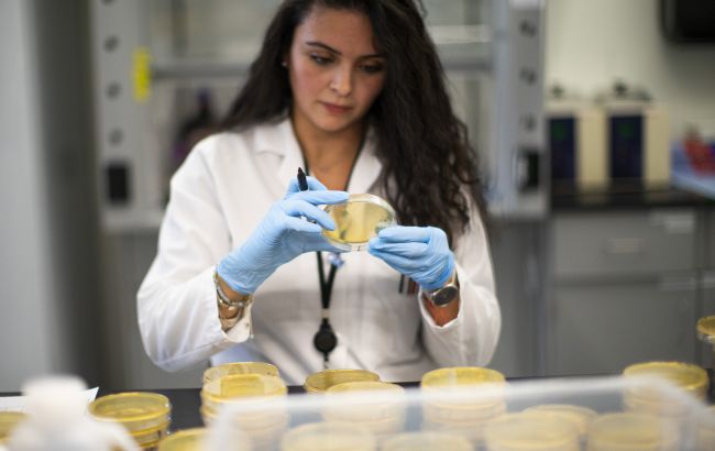 Штам "Омікрон" становить дуже високий глобальний ризик, - ВООЗ