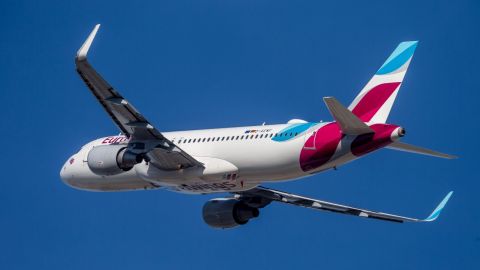 В Україну з вересня почне літати новий лоукостер