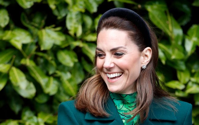 Як написати листа до палацу, щоб герцогиня Кембриджська надіслала різдвяну листівку