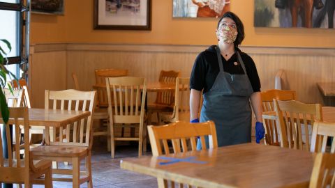 В Эстонии с понедельника начнут смягчать карантин