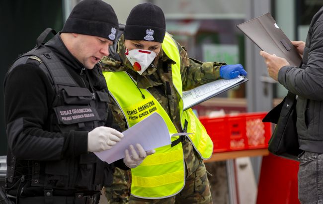Польша меняет правила въезда в страну: украинцев будут отправлять на карантин